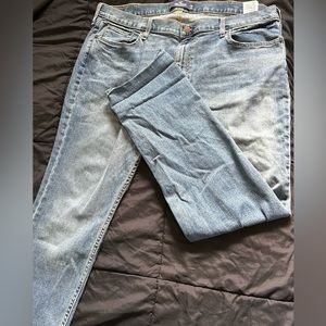 Hollister straight jeans